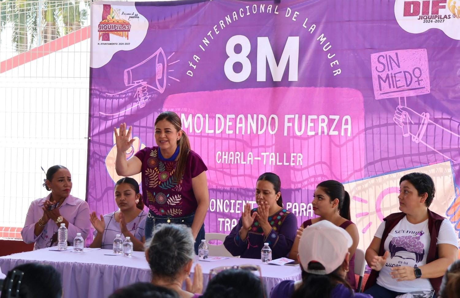 Asamblea comunitaria en el Parque Central de Cintalapa